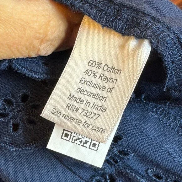 LC LAUREN CONRAD navy eyelet trim blouse SIze Small NEW WITH TAG - Picture 6 of 7